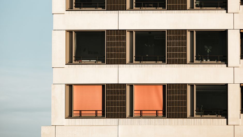 Moderne zonwering voor hittebescherming deze zomer. Moderne zonwering voor hittebescherming deze zomer.